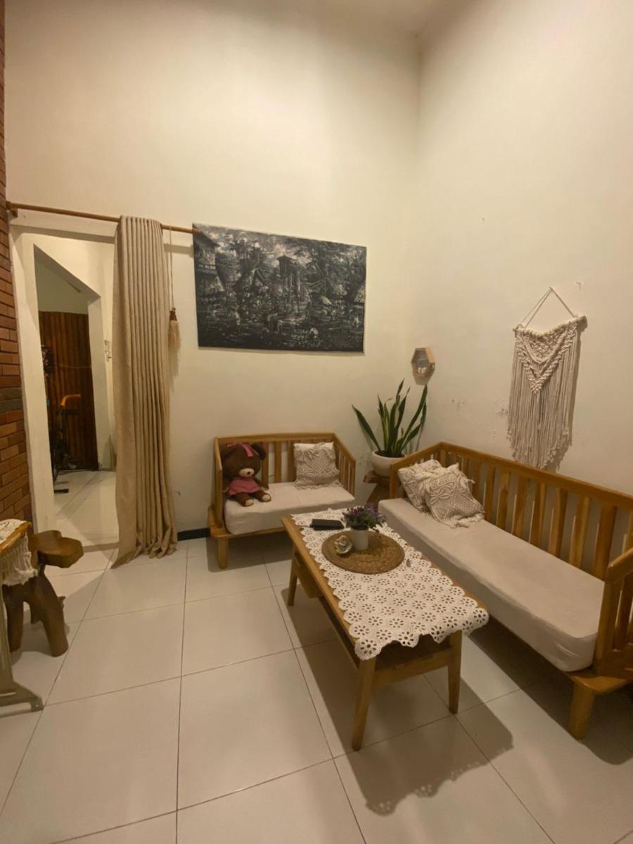 WIDIA GUEST HOUSE - Housity