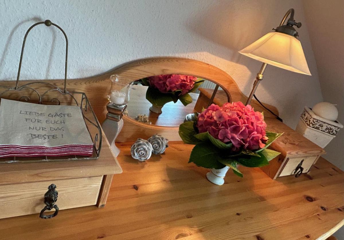 Ferienwohnung-Treeneblick - Housity