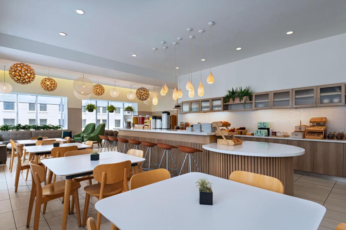 Element Austin Downtown - Housity