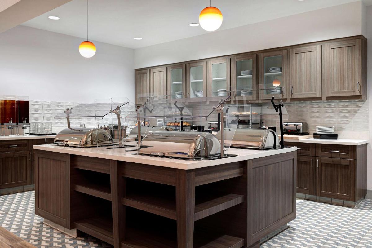 Homewood Suites By Hilton Santa Clarita/Valencia, Ca - Housity