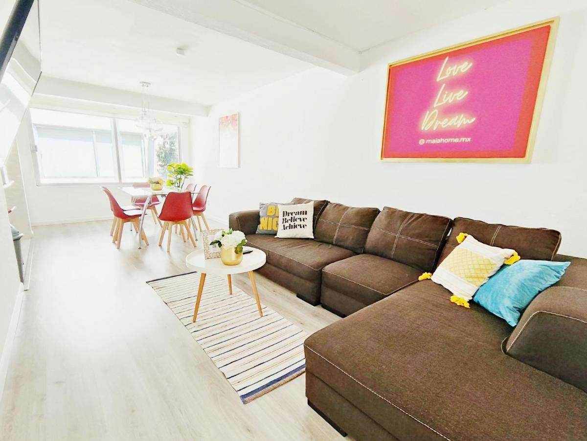 Kahlo MaiaHome- Beautiful Apartment steps from Condesa - 4 Beds - Parking - Housity