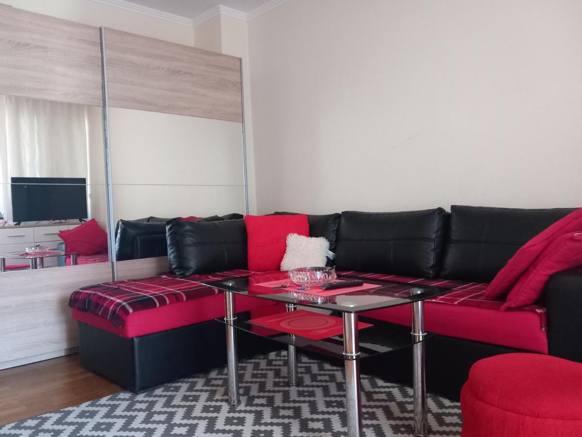 Apartman Gold City 2 Studio - Housity