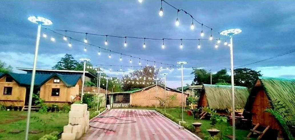 Unlimited Pax Bale Kubo-inspired Accommodation - Housity