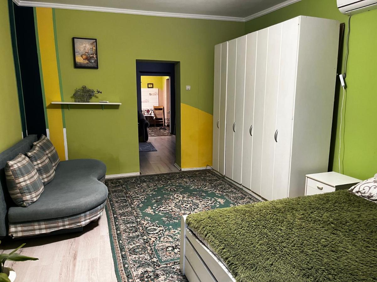 Apartment on Stefanyka 42/5 - Housity