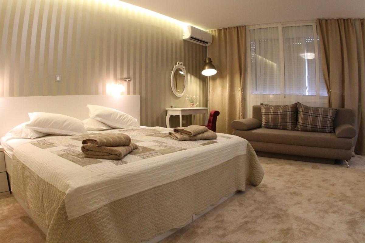 Suitetrails - Studio Apartments Mirakul