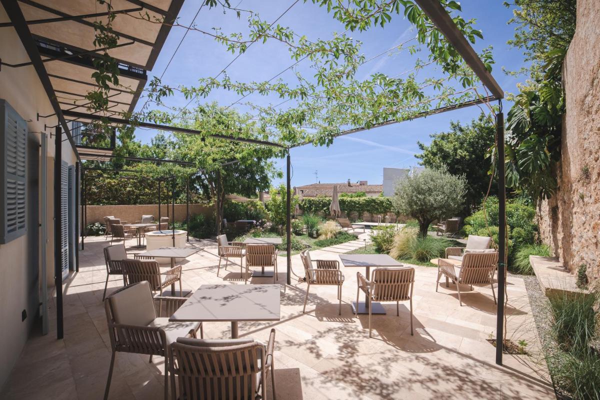 Jardín al aire libre en Nema Boutique Hotel & Spa