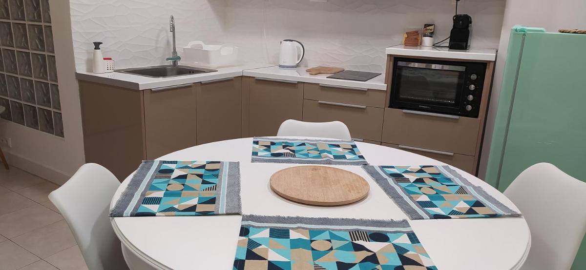 Suitetrails - Heraklion City Center Apartment