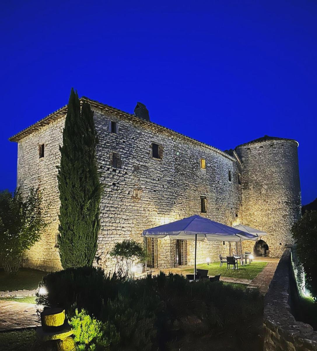 Castello Valenzino - Housity