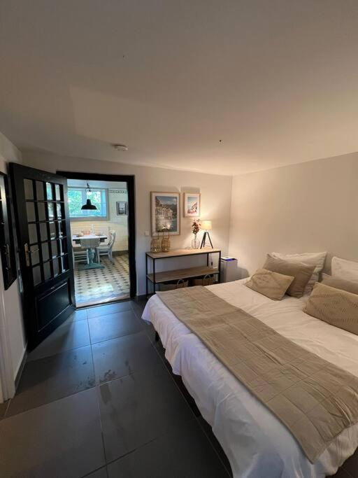 Historische Wohnung am Jenischpark - Housity