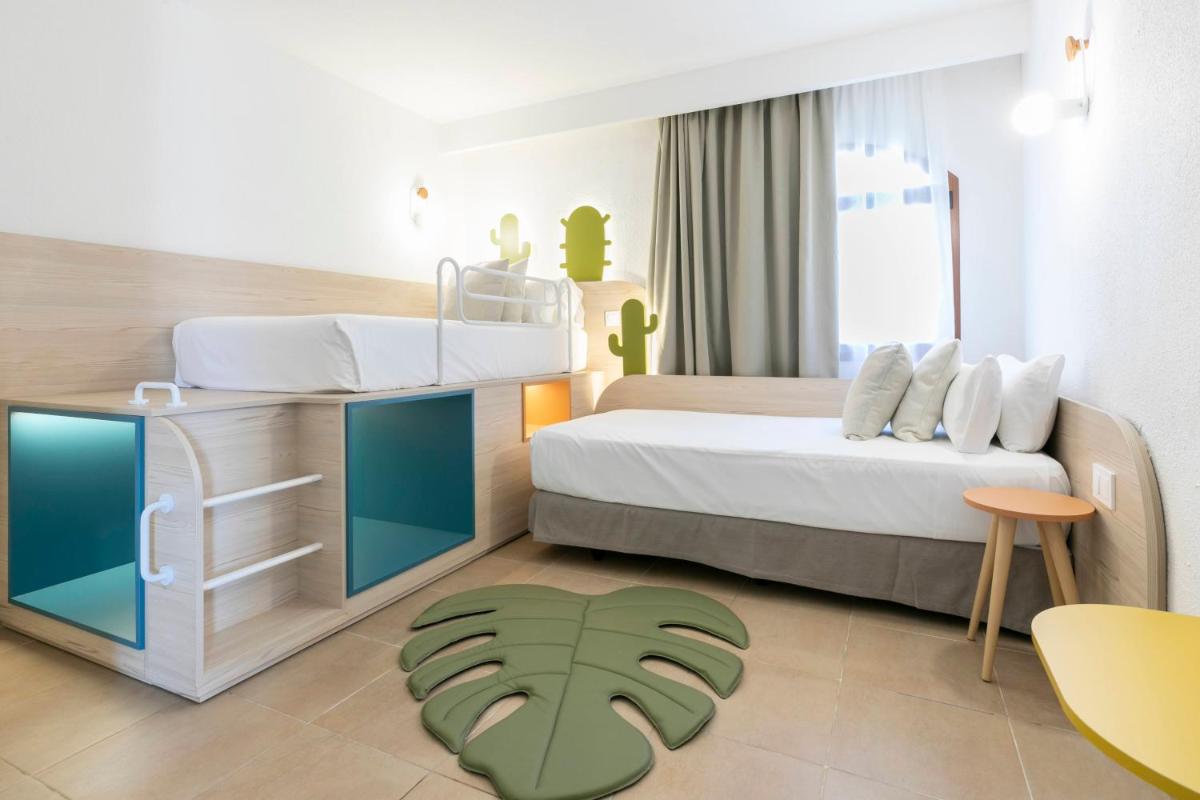 Cama o camas de una habitación en HD Parque Cristobal Gran Canaria