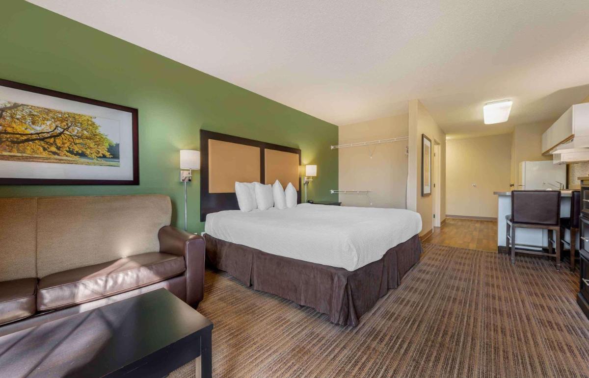Extended Stay America Suites - Minneapolis - Eden Prairie - Technology Drive - Housity