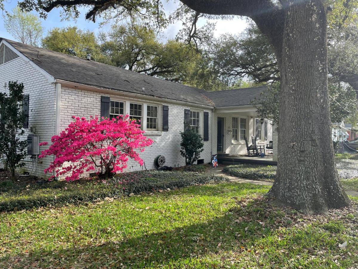 The Lafayette 'Tiny Home' Apartment - Housity