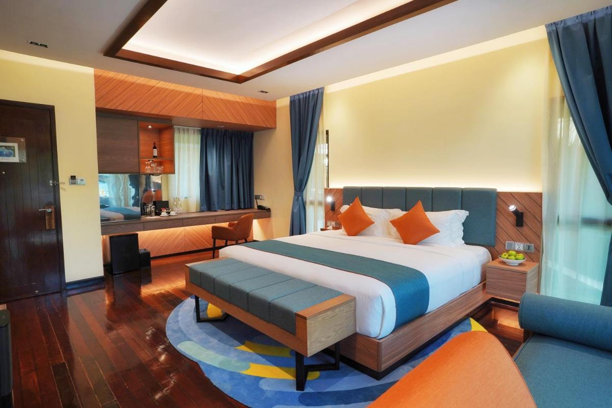 Gayana Marine Resort - Housity
