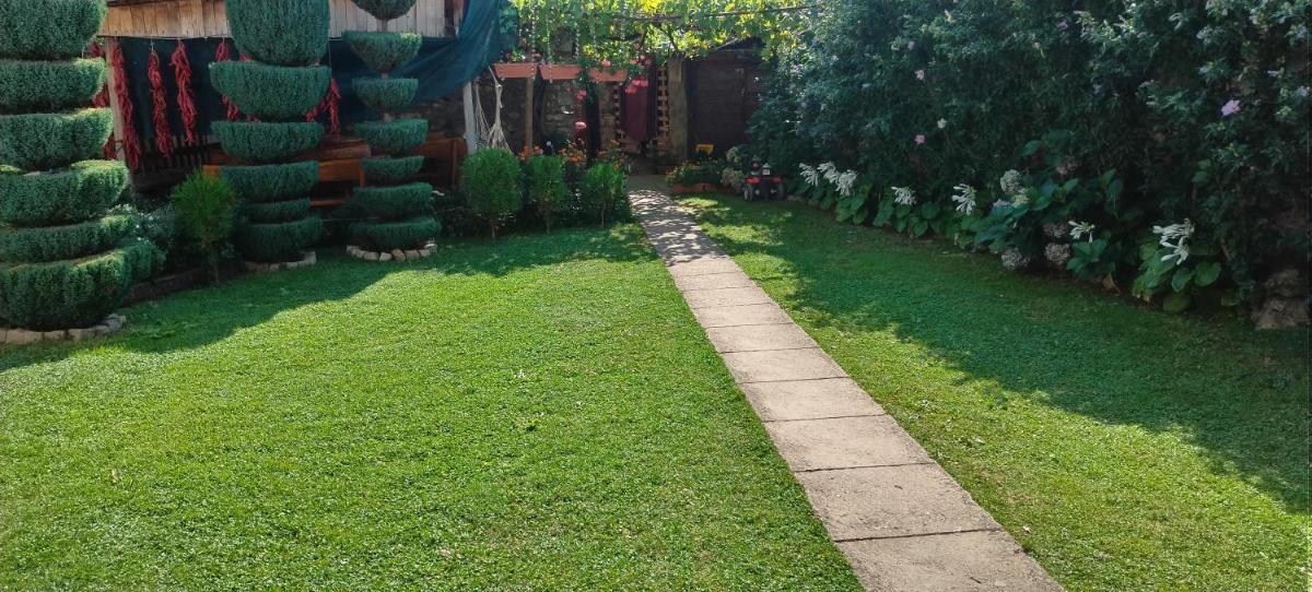 Villa Old House BN - Housity