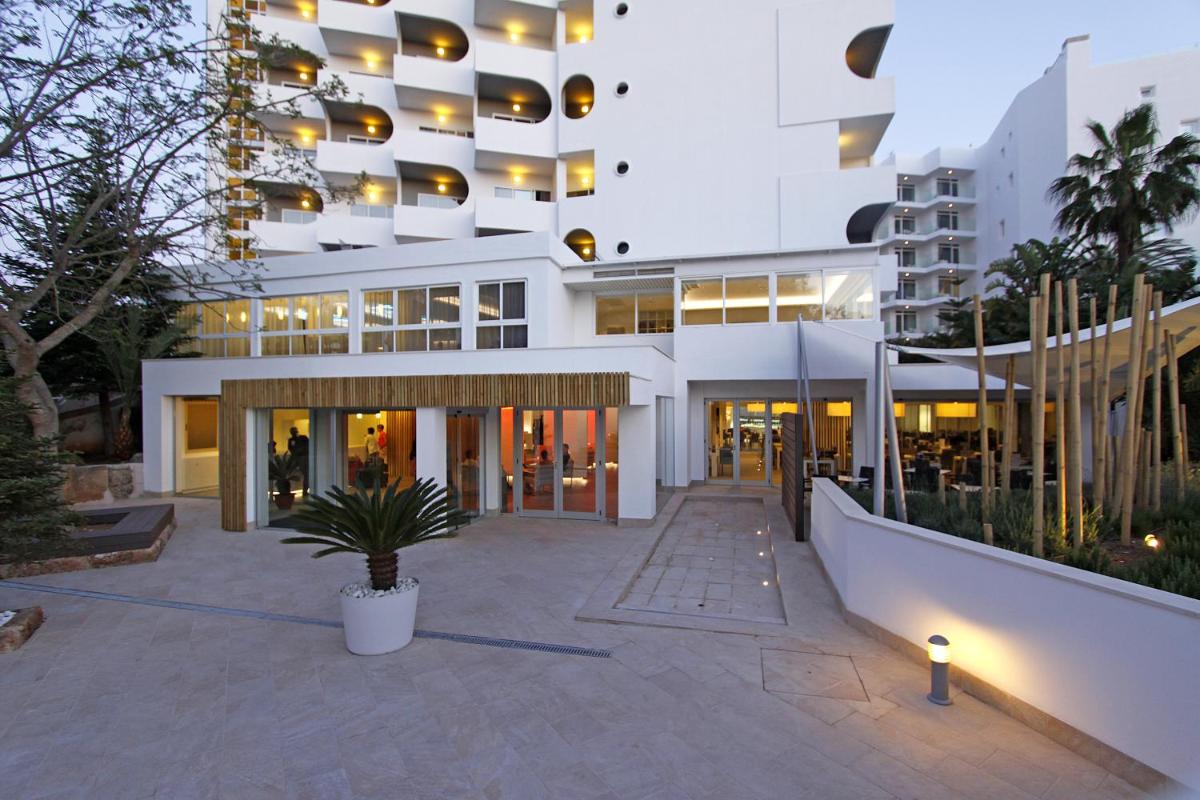 Edificio en el que se encuentra el hotel