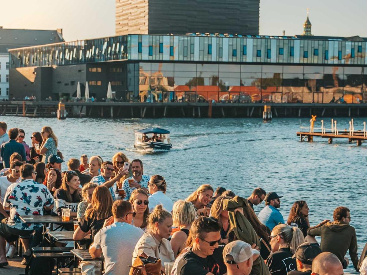 Sanders View Copenhagen - Stunning Two-Bedroom Apartment with harbor view - Housity
