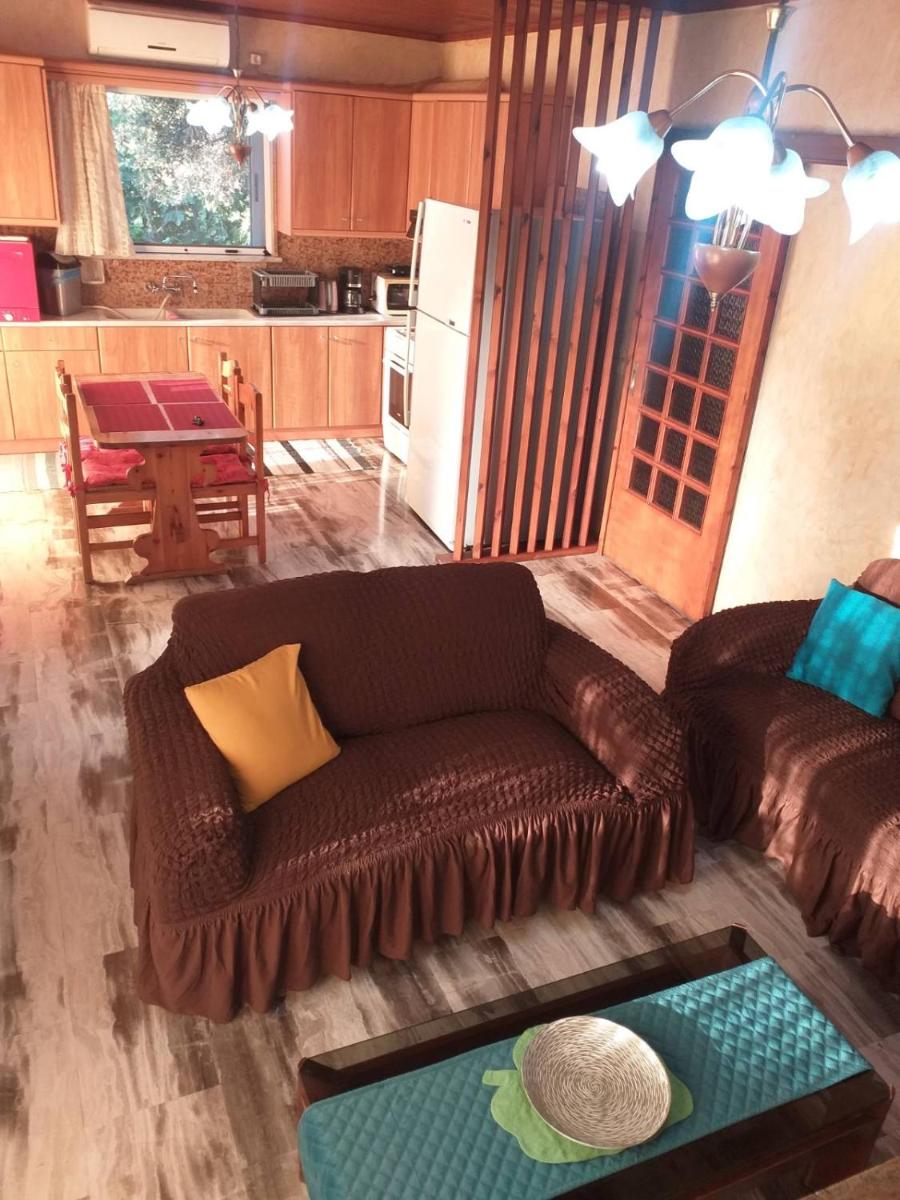Oropos Memories House - Housity
