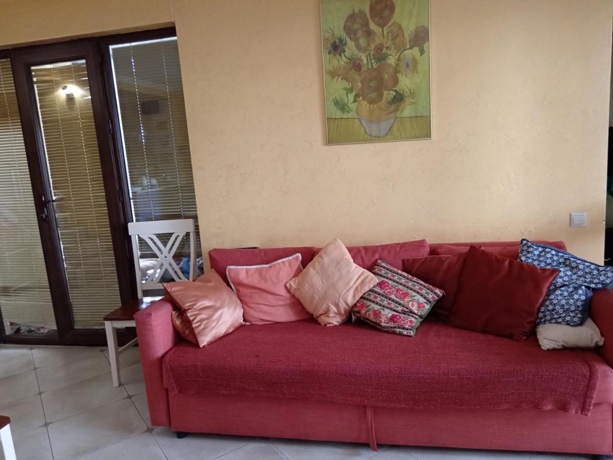 Guest House Guriani - Housity