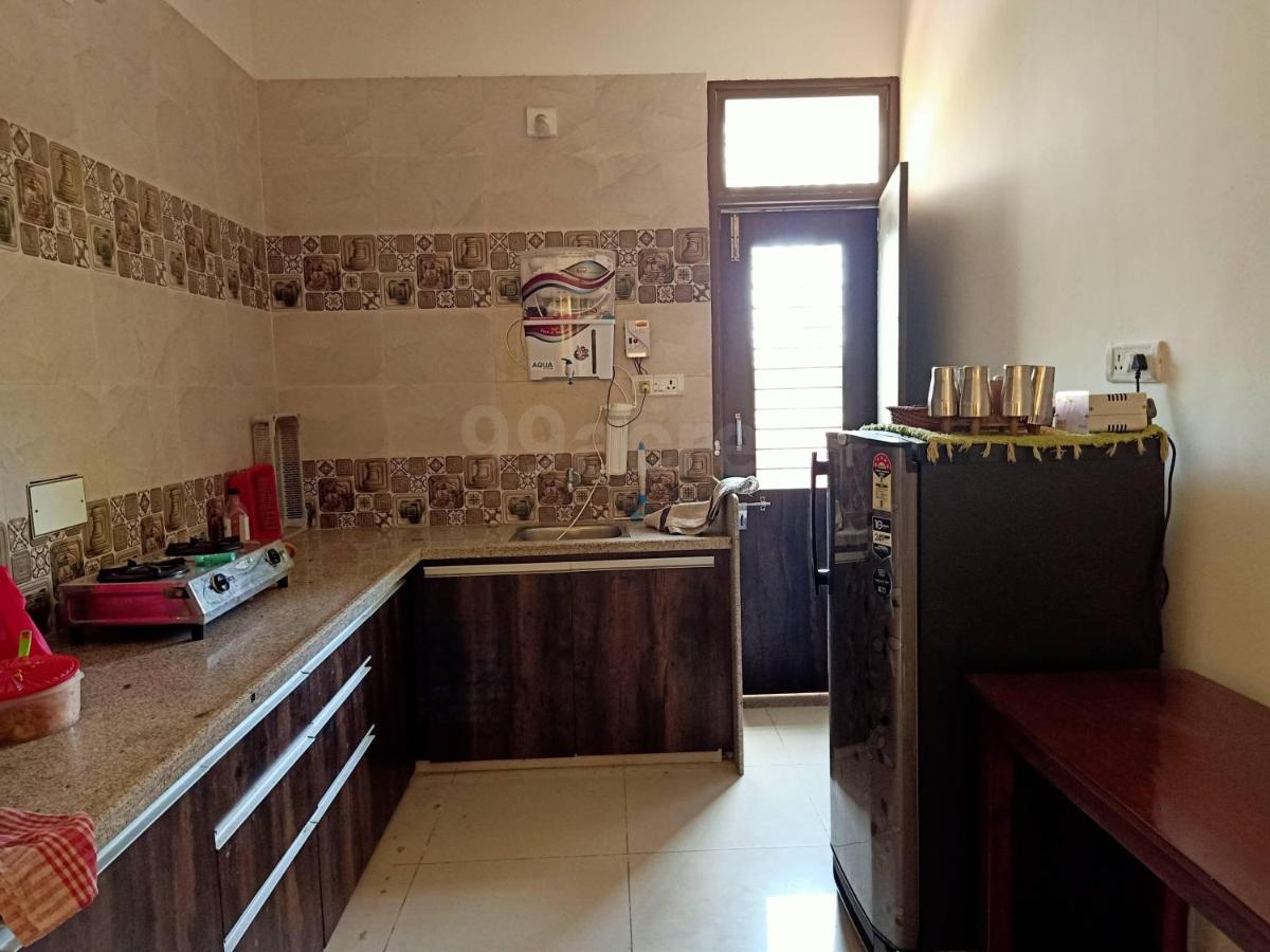 Swarg Maru Gam - Housity