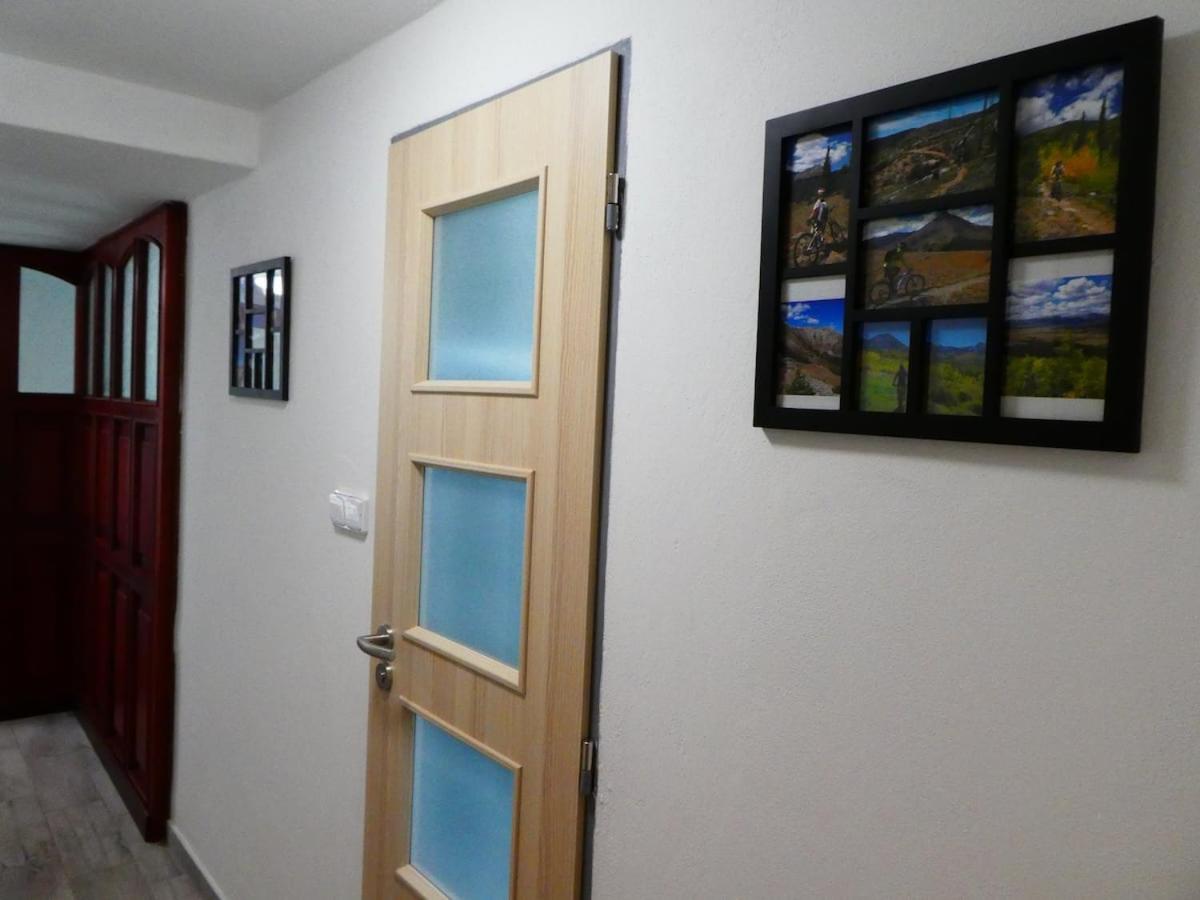 Bike & Coffee House - Apartmány - Housity