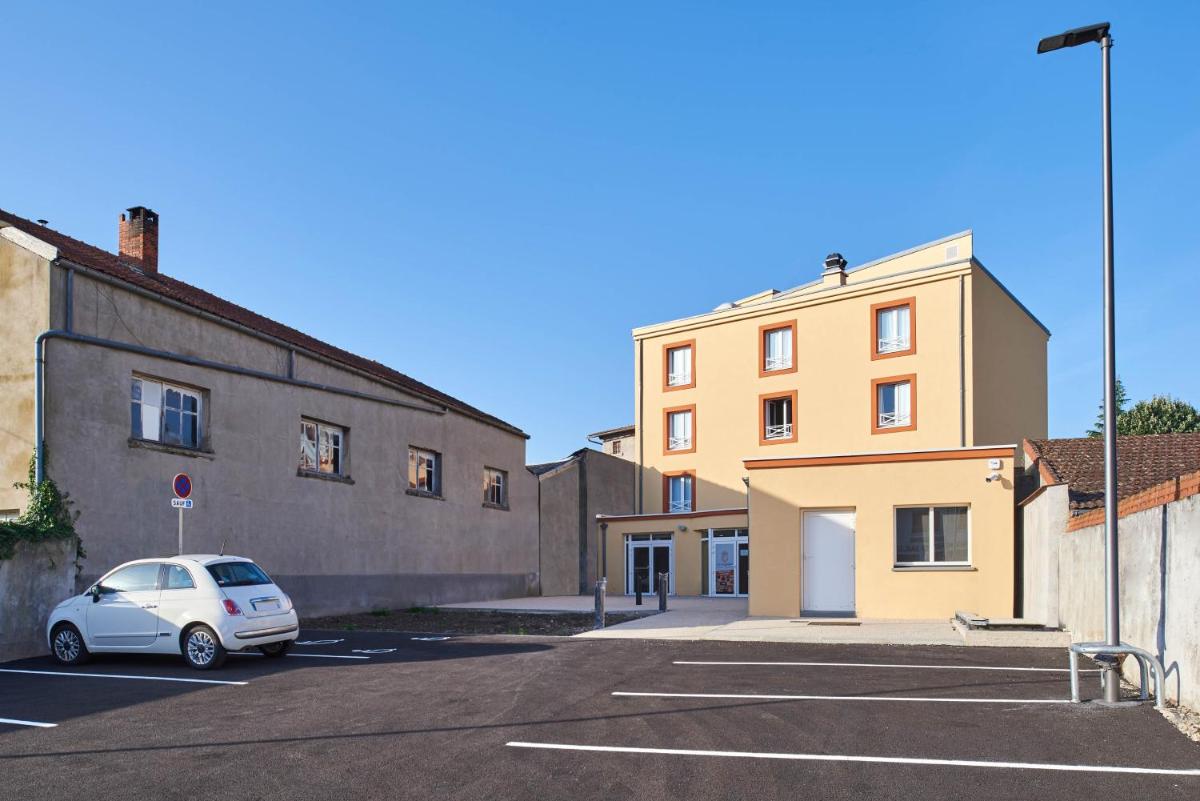 Originals Boutique, Hôtel Larivaut, Puy-Guillaume - Housity