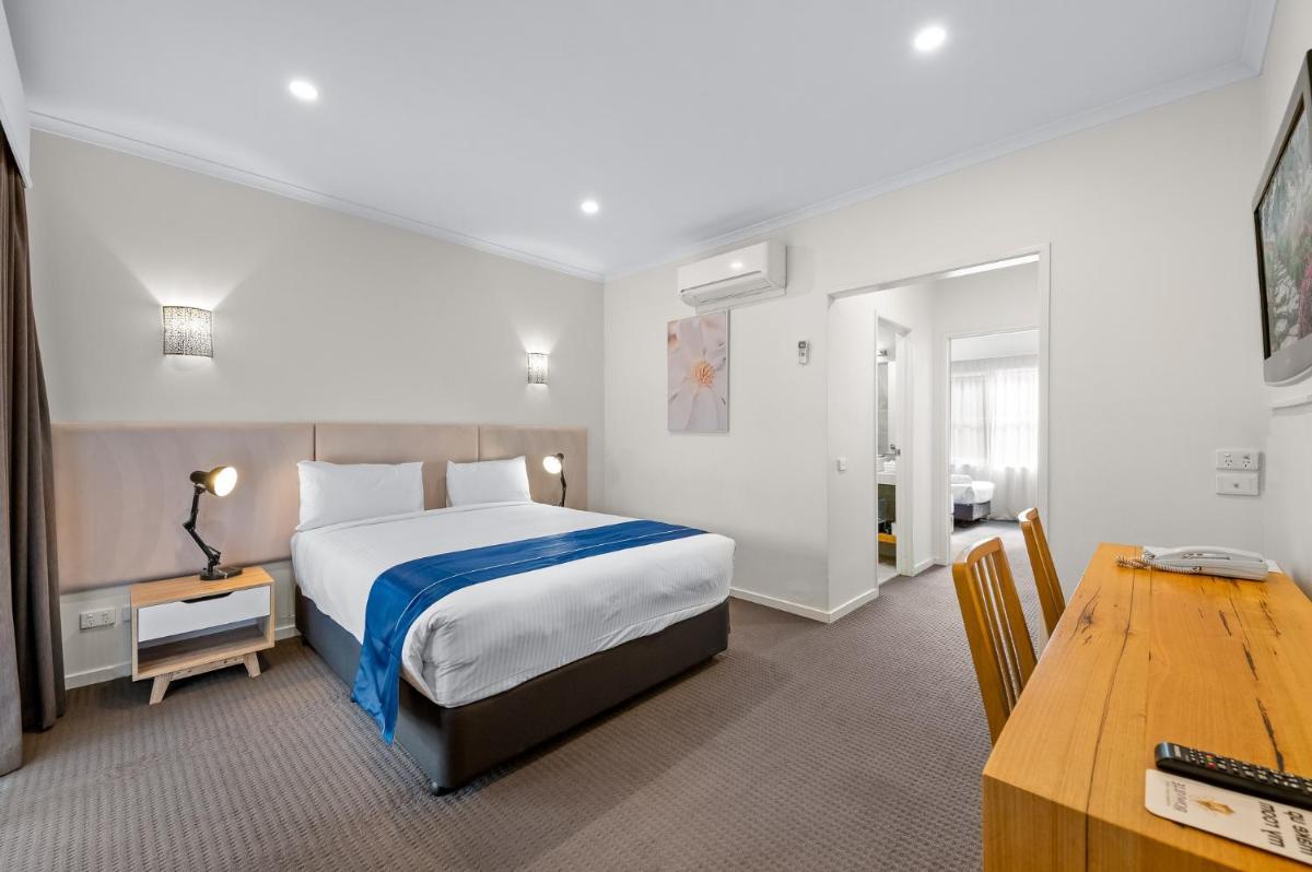 Rowville International Hotel - Housity
