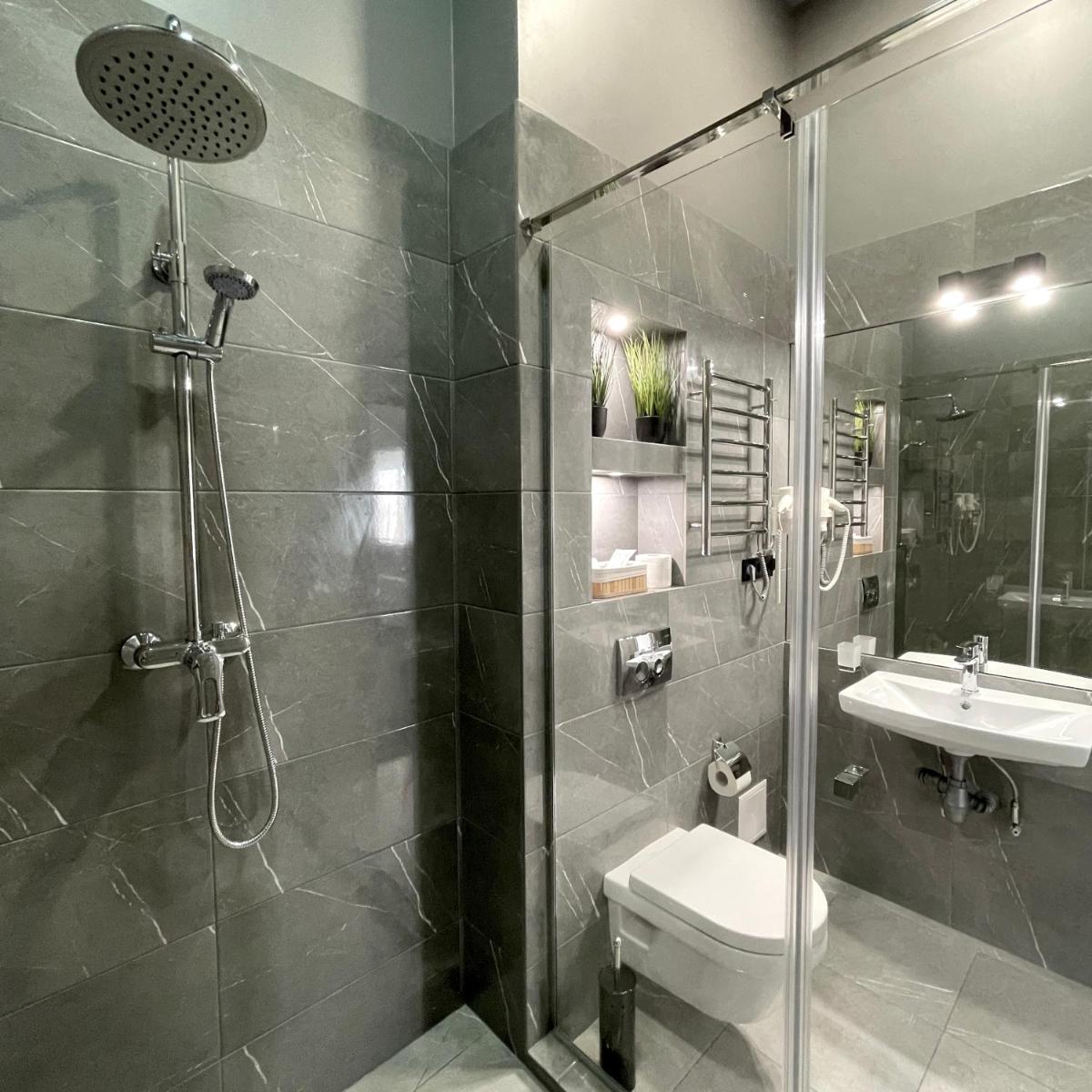 Hotel Nivki - Housity