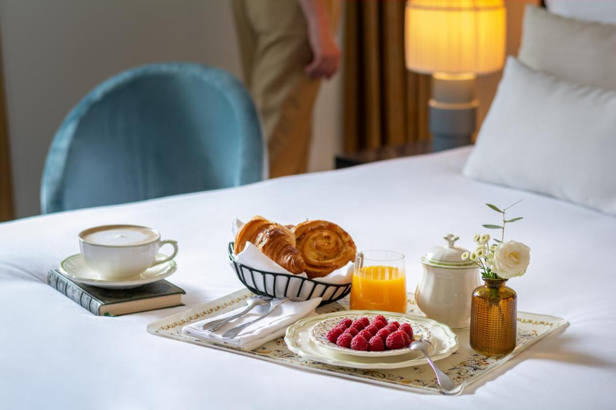 Nourriture dans l'hôtel ou à proximité