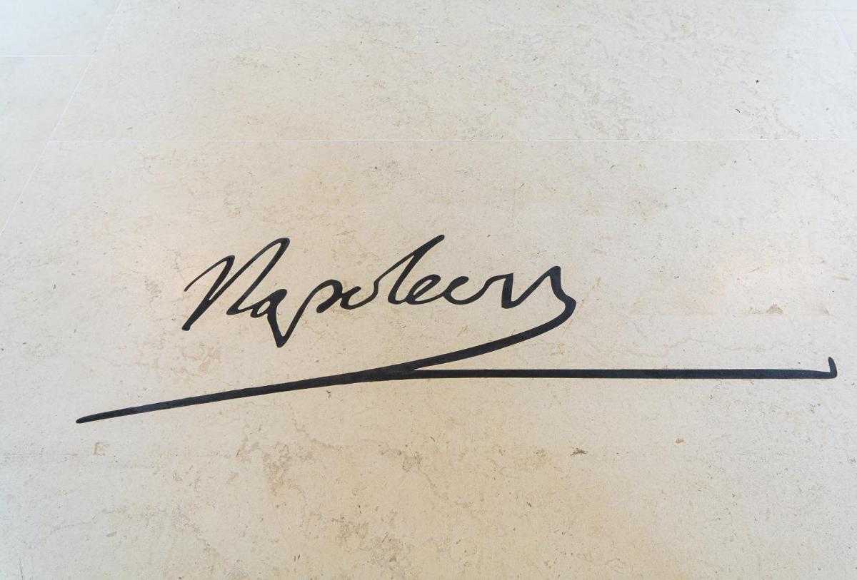 Certificat, récompense, panneau ou autre document affiché dans l'établissement Hôtel & SPA Napoléon