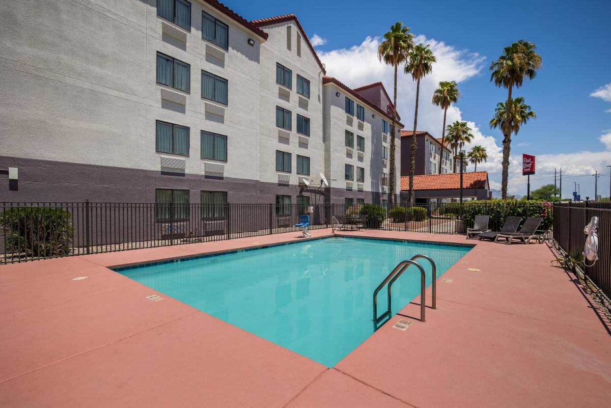 Red Roof Inn Tucson North - Marana - Housity