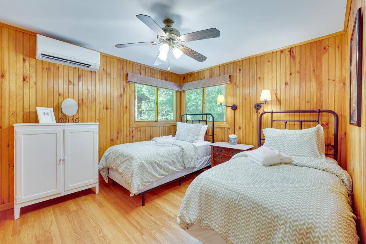 Lakefront Brewster Vacation Rental with Private Dock - Housity