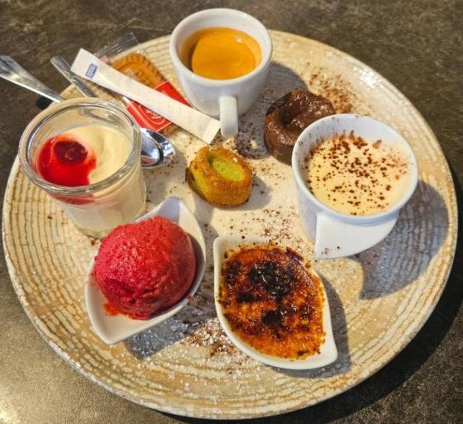 Nourriture dans l'hôtel ou à proximité