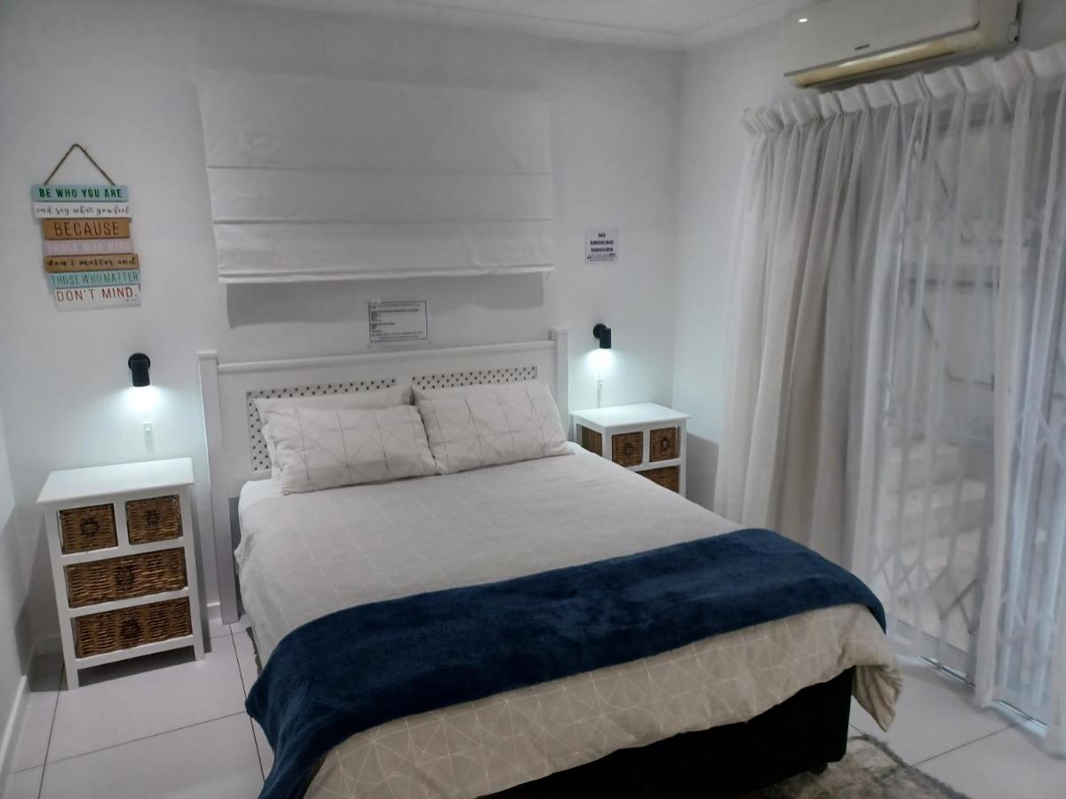 Close to the sea - Flatlet Umhlanga Rocks - Housity