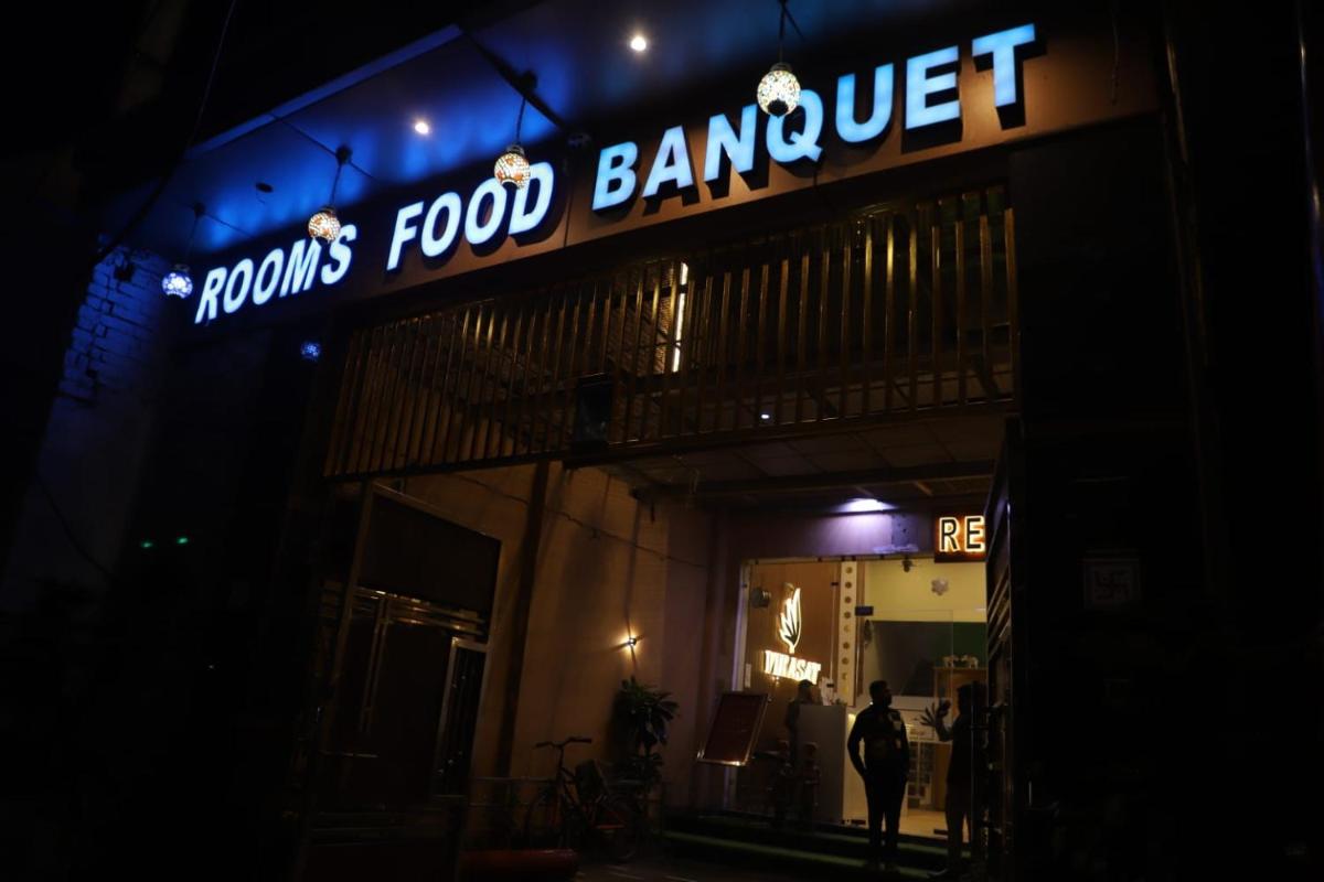 Hotel Virasat Palace - Housity