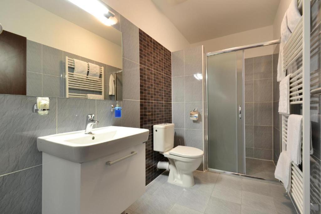 Hotel Palác - Housity