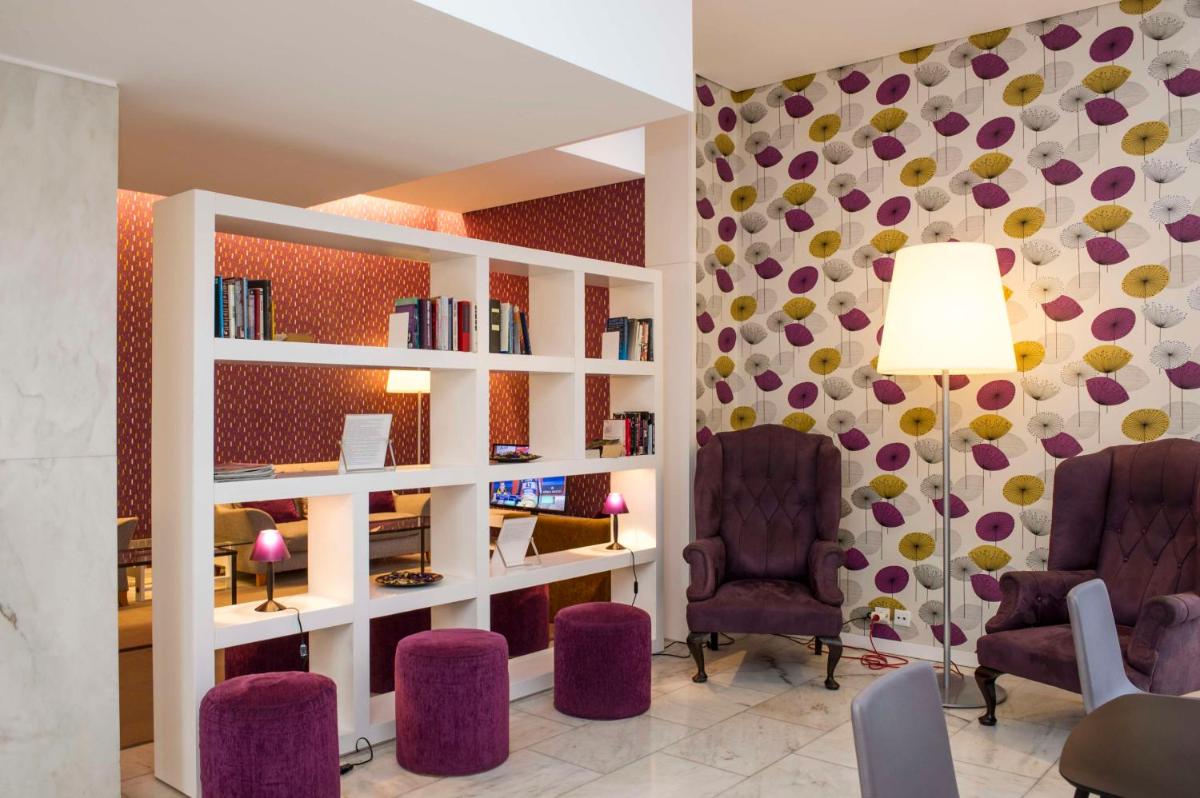 Uma área de estar em Dorisol Mimosa Studio Hotel