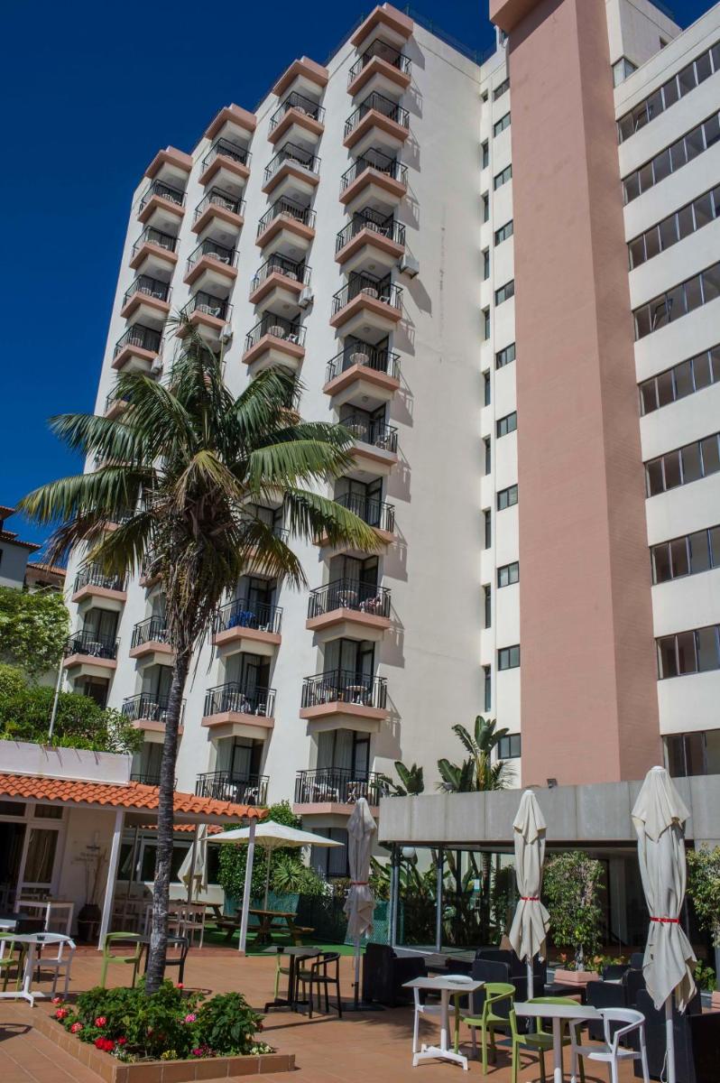 O edifício onde o hotel está situado