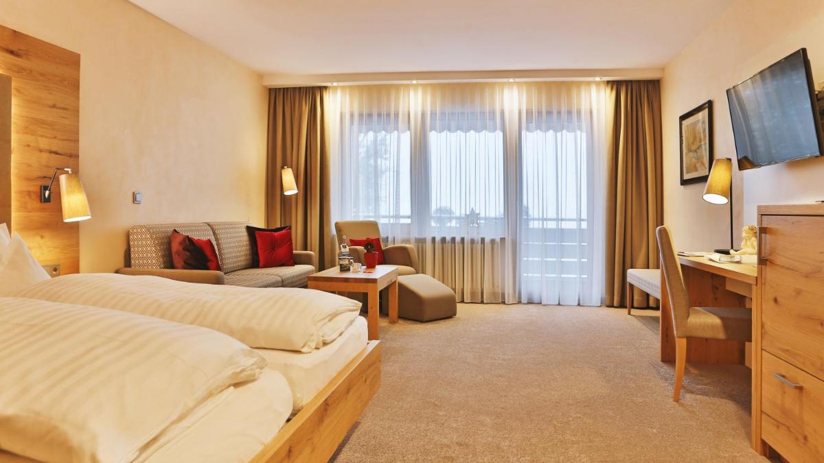 Hotel Waldblick Kniebis - Housity