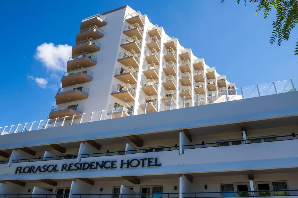 O edifício onde o hotel está situado