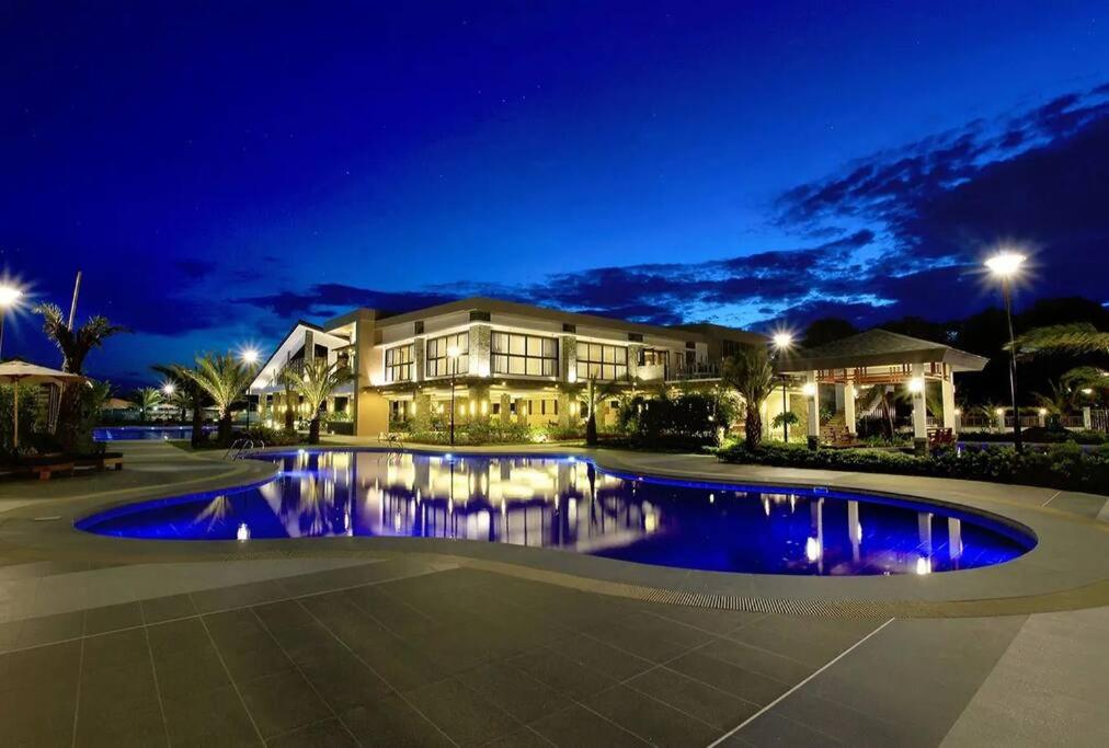 Verdon Parc 2 bedroom apartment Ocean View - Housity