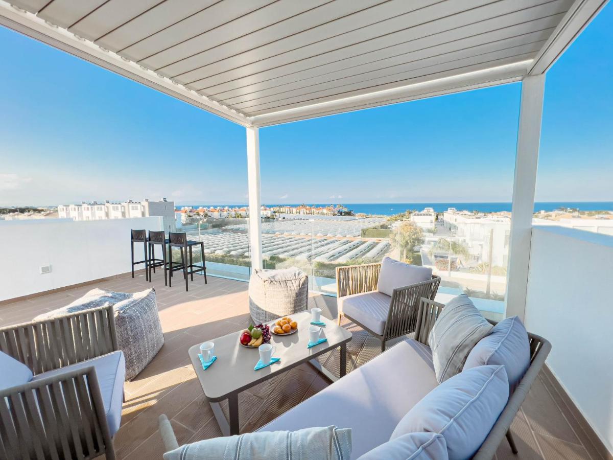 Azure Seaview - Amethyst Villa - Housity