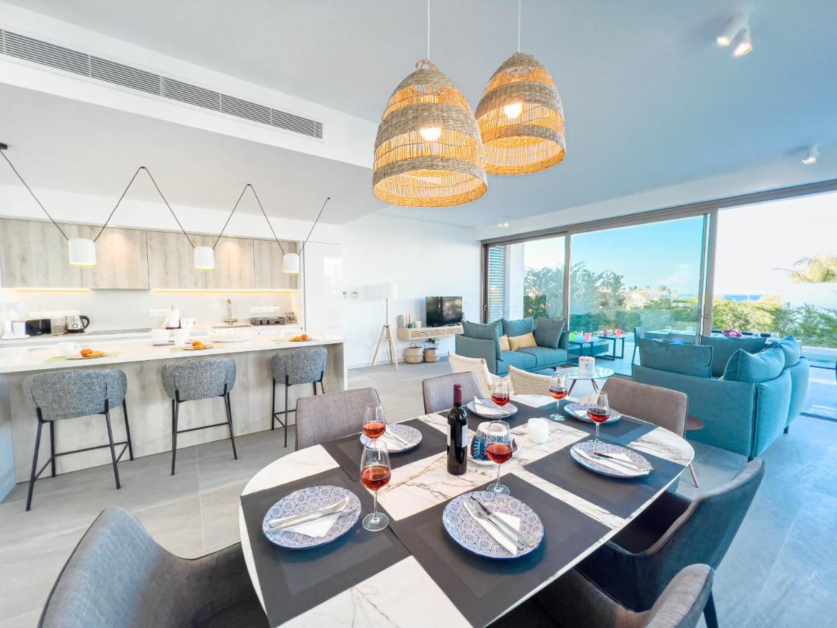 Azure Seaview - Amethyst Villa - Housity
