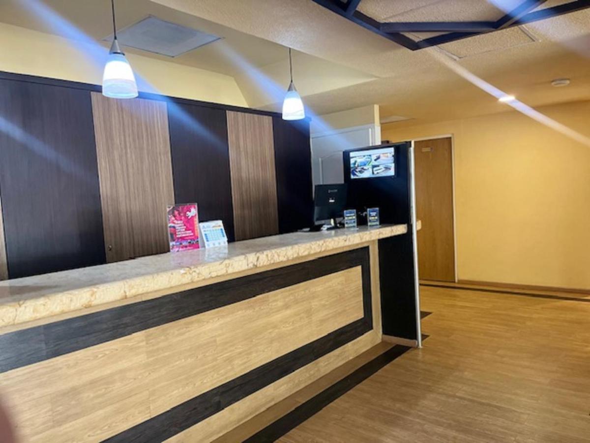 Ibeurohotel Guadalajara Expo - Housity