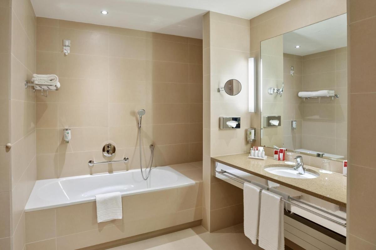Suitetrails - Austria Trend Hotel Savoyen Vienna - 4 stars superior
