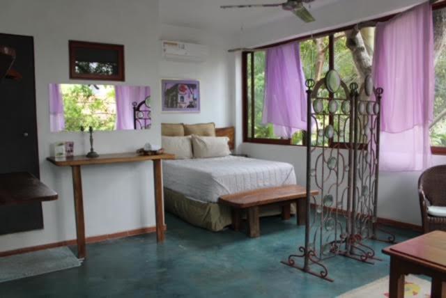 XA-HA SUITES - Housity