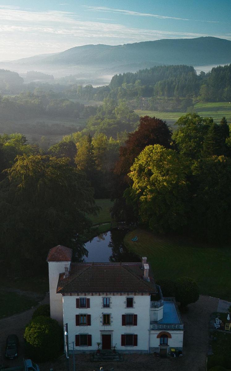Domaine de Marchal - chambres et table d'hôtes - Housity