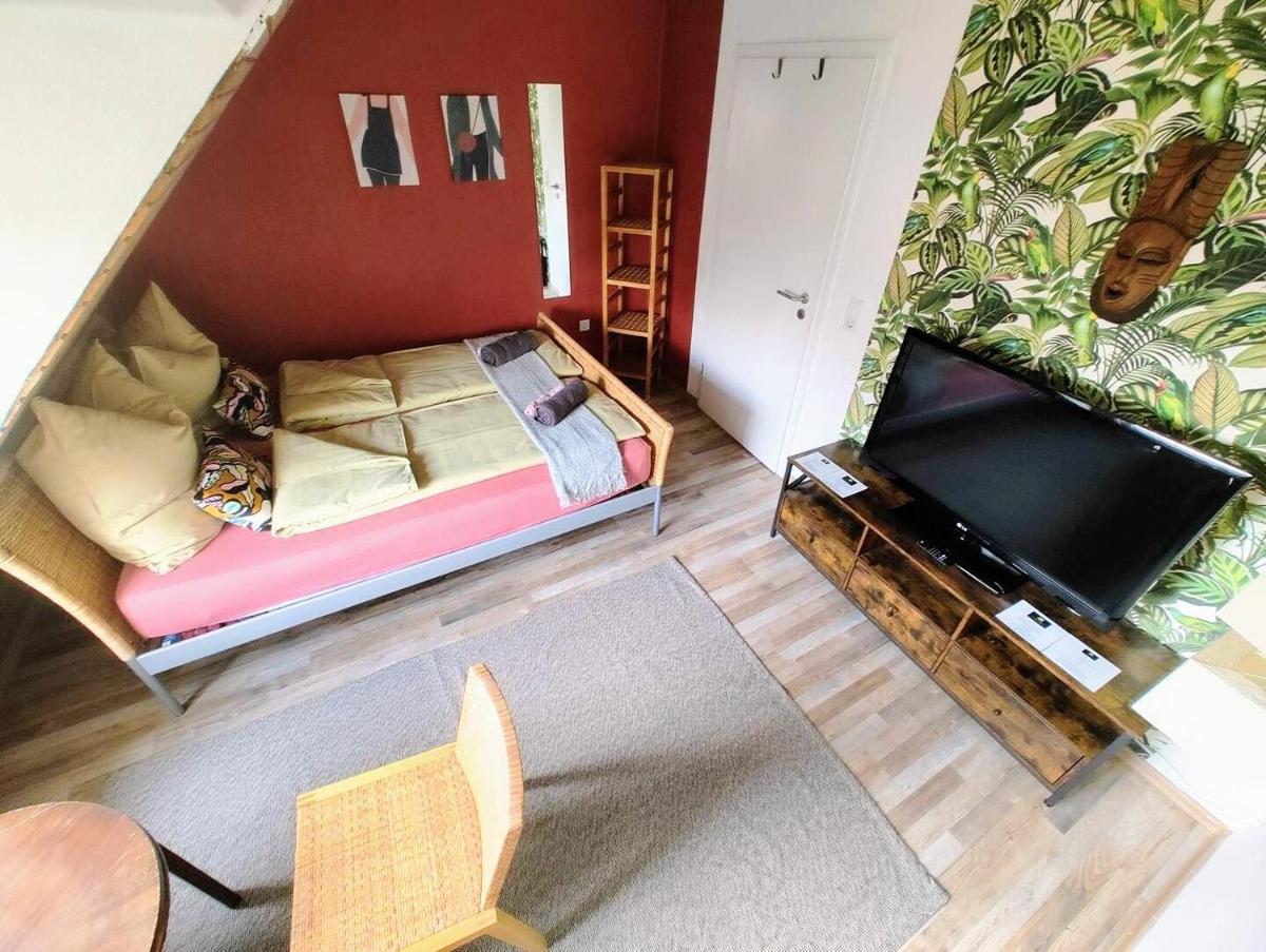 Suitetrails - H&M Guesthouse