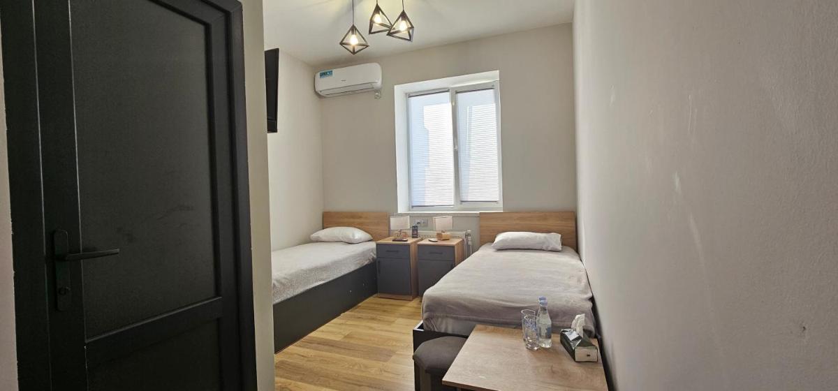 AM Hotel Yerevan - Hizvo