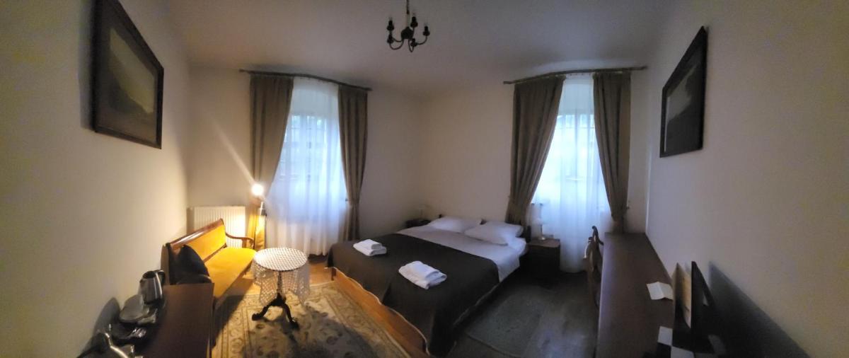 Zamek na wodzie w Wojnowicach - Housity