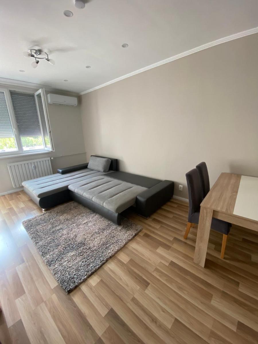 M3 Zugló Apartment - Housity